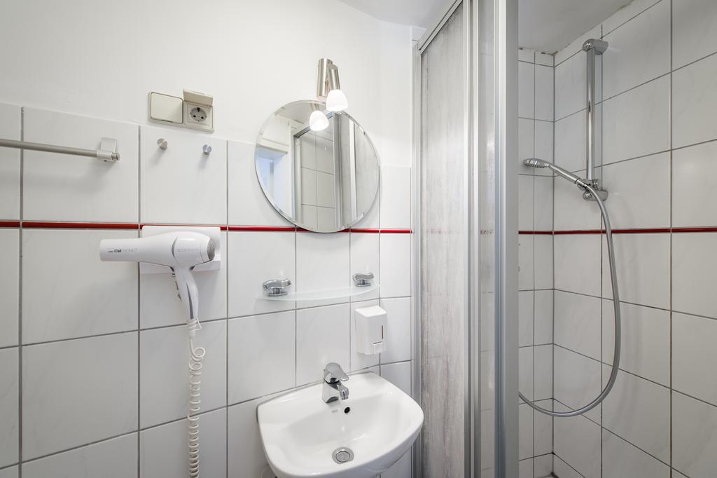 "Goethezimmer" Ferienwohnung Und Zimmer Am Burgplatz Weimar  Exterior foto